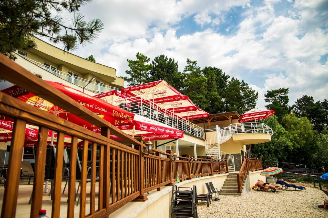 Hotel Zatoka Senec Extérieur photo
