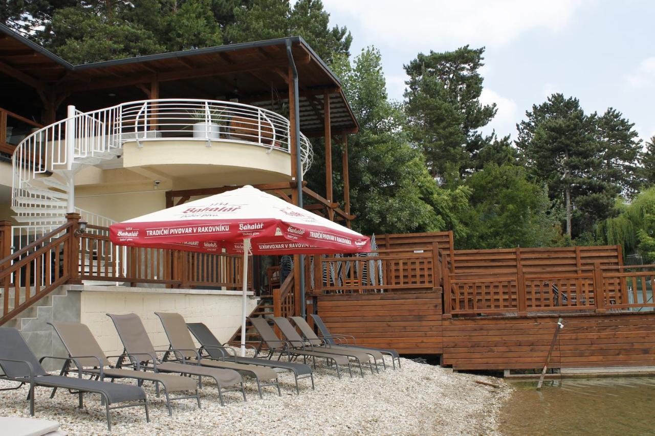 Hotel Zatoka Senec Extérieur photo