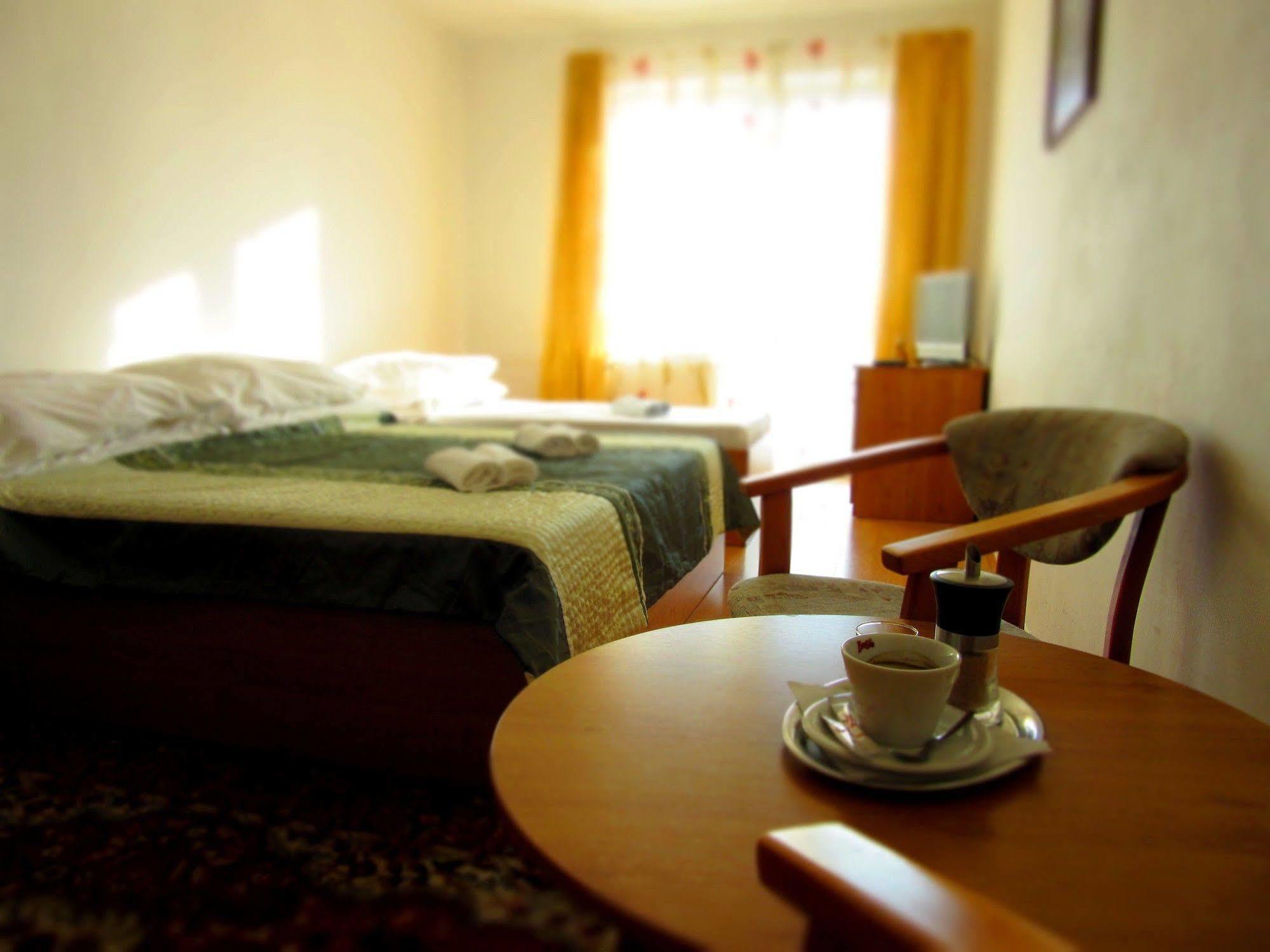 Hotel Zatoka Senec Extérieur photo
