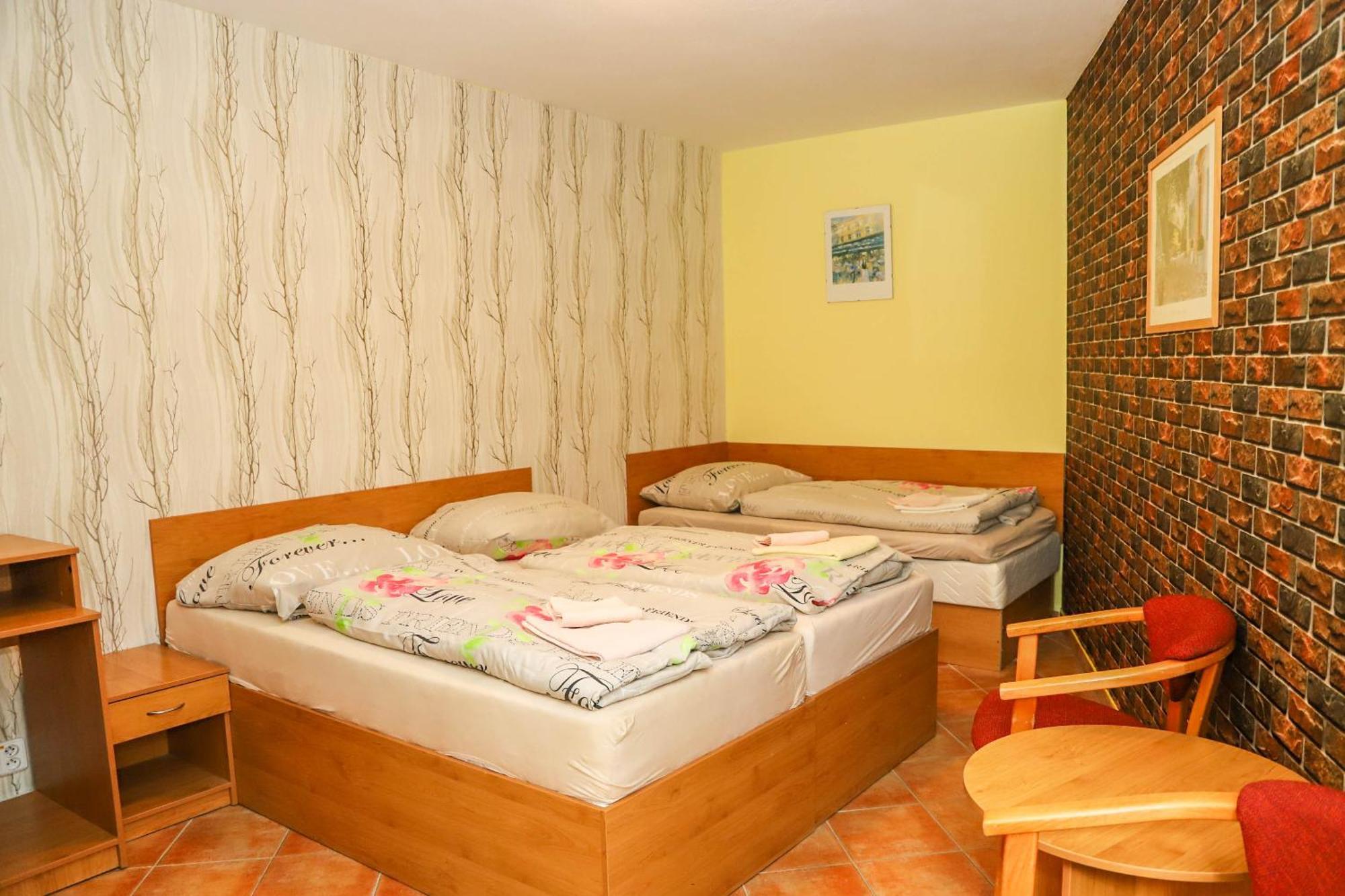 Hotel Zatoka Senec Extérieur photo